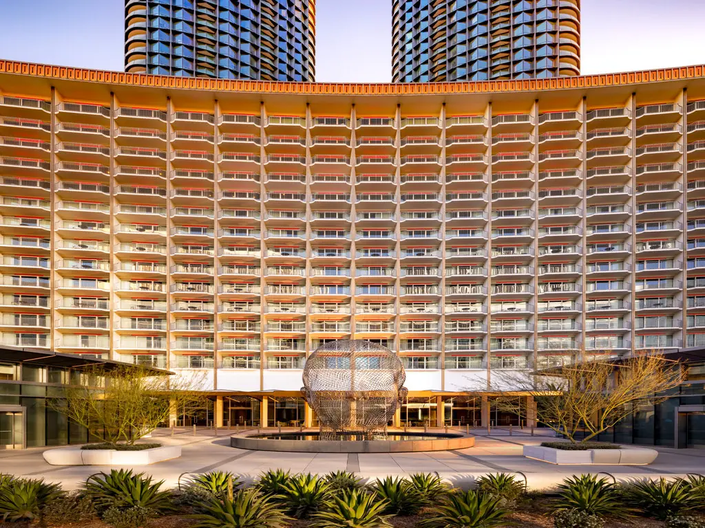 Fairmont Century Plaza — sauna and spa facilities