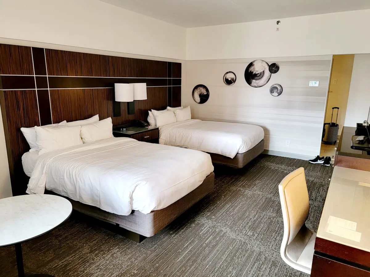 New York Marriott Marquis — sauna and spa facilities