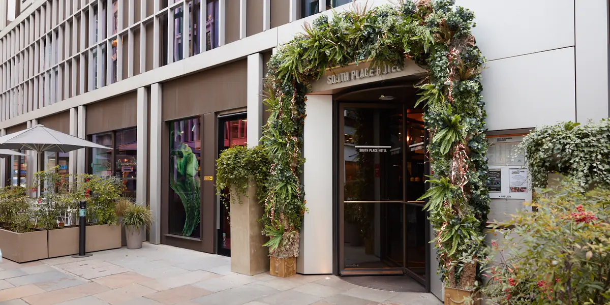 South Place Hotel — sauna and spa facilities