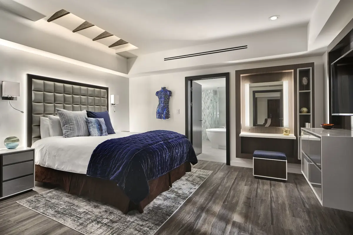 Sunset Marquis — sauna and spa facilities