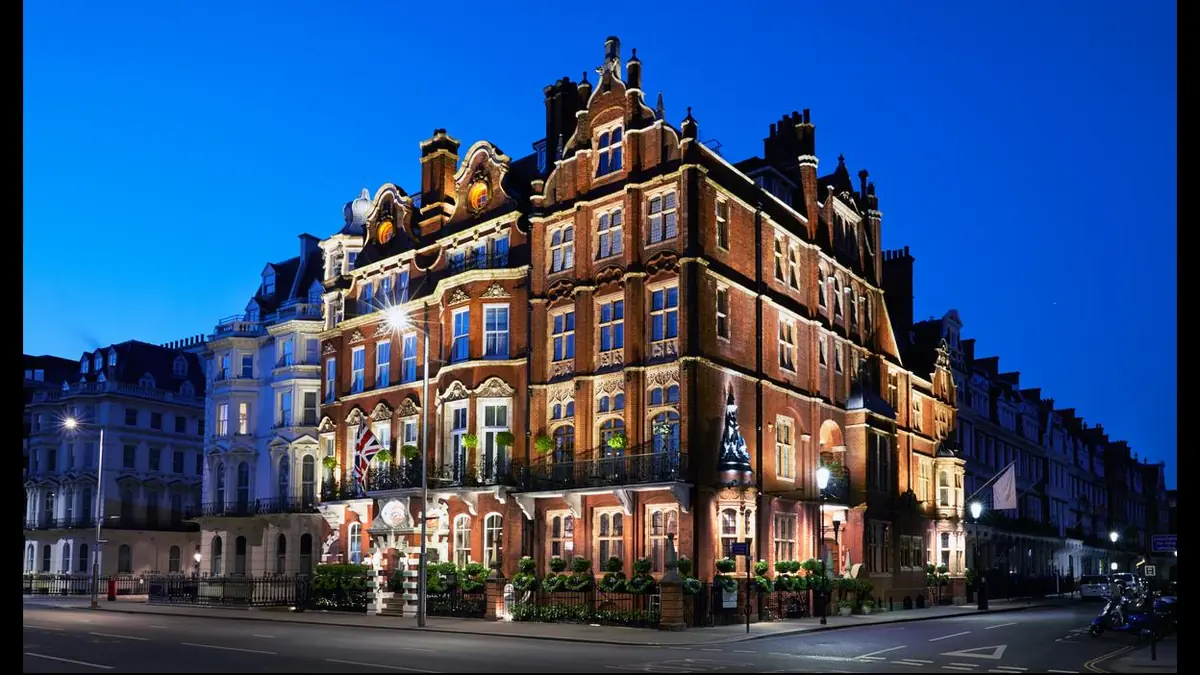 The Milestone Hotel — sauna and spa facilities
