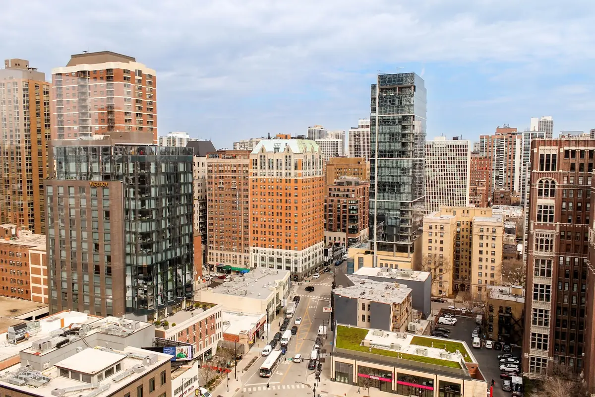 Thompson Chicago — sauna and spa facilities