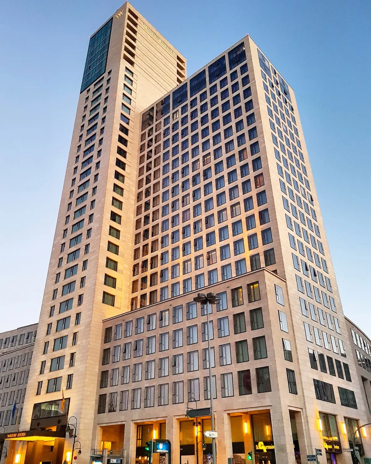 Waldorf Astoria Berlin — sauna and spa facilities